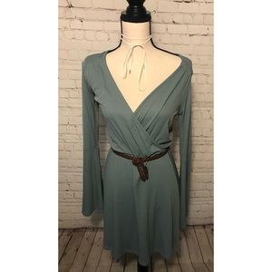 *SUPER FLATTERING* TopShop US 8